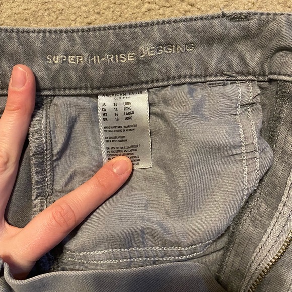 Grey American Eagle Jeans - Picture 4 of 4